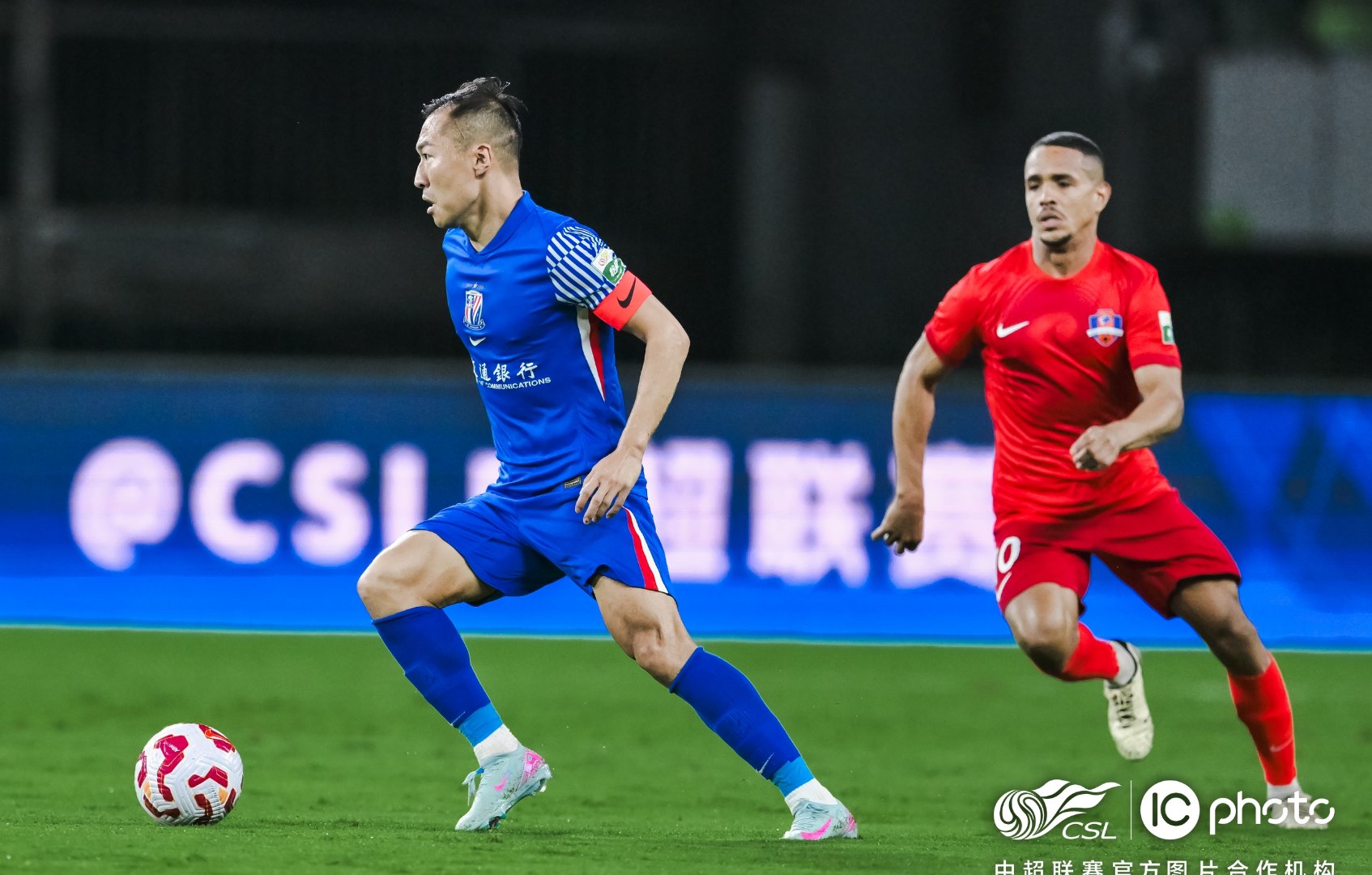 英雄联盟有礼投注-转会期CBA常规赛焦点战，上海申花防线松动，信心回归，心理建设被强调(cba揭幕战视频直播)